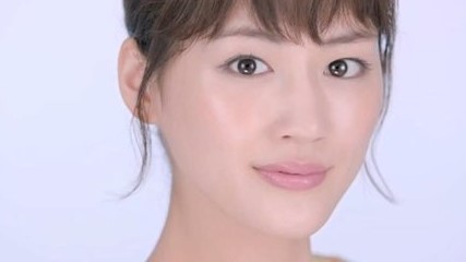 綾瀬はるかさん 肌のアップも全然平気 本当のところはどうなの エンタメフリー情報ステーション